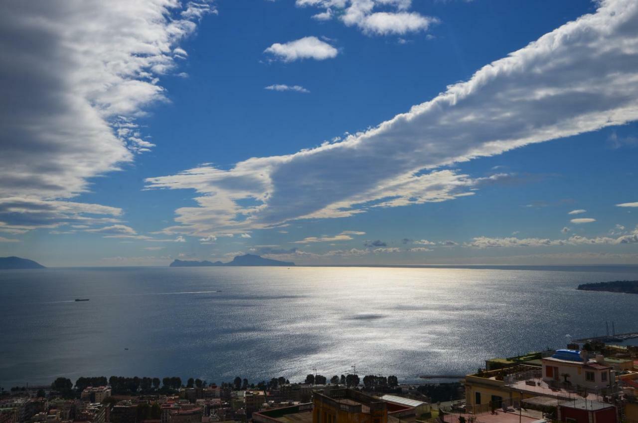 Appartamento Panoramico "Il Glicine" Napoli Eksteriør bilde