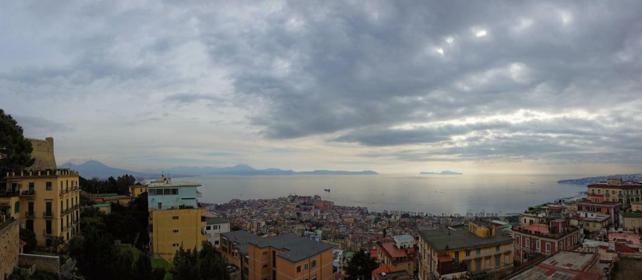 Appartamento Panoramico "Il Glicine" Napoli Eksteriør bilde
