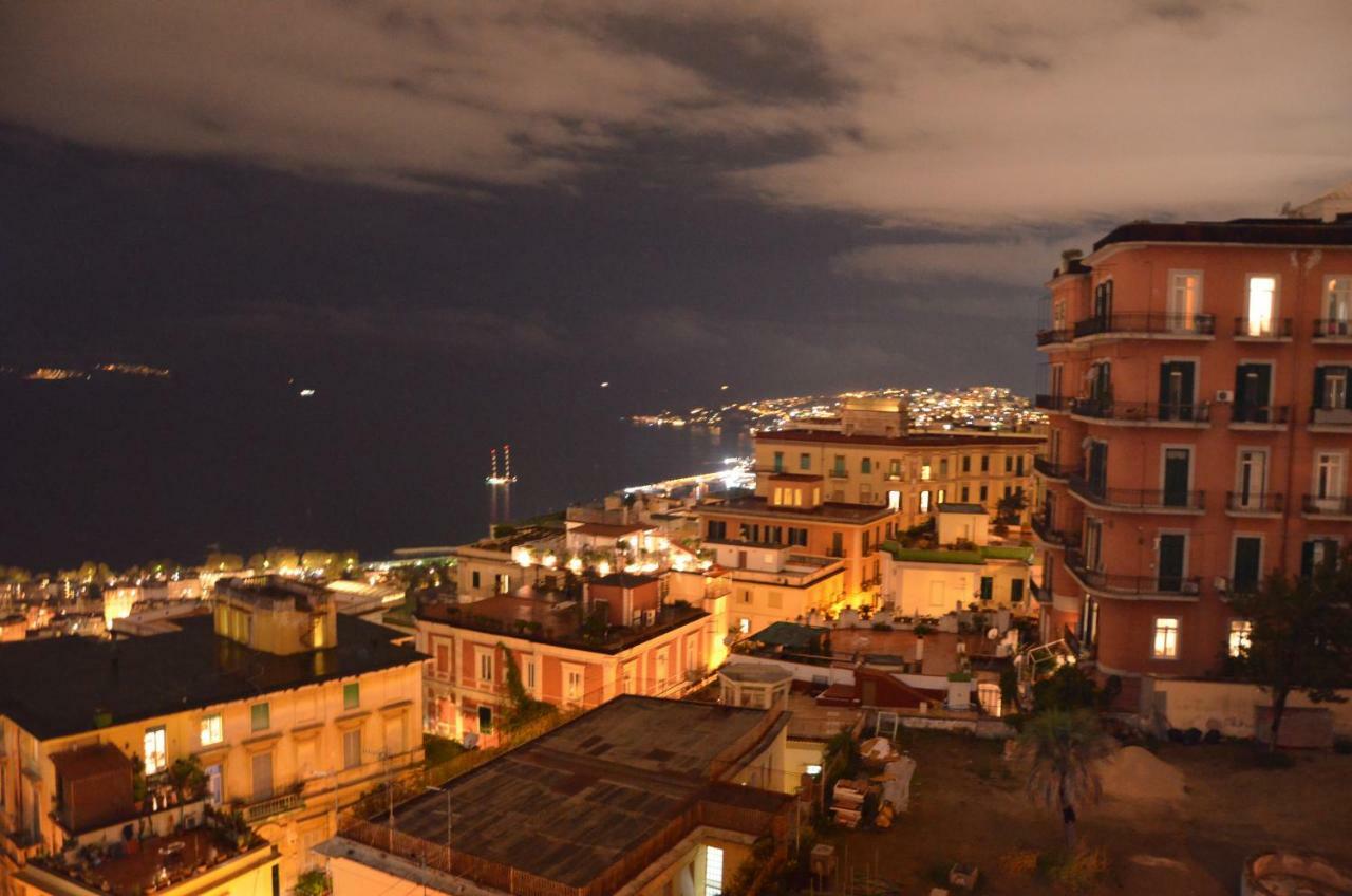 Appartamento Panoramico "Il Glicine" Napoli Eksteriør bilde